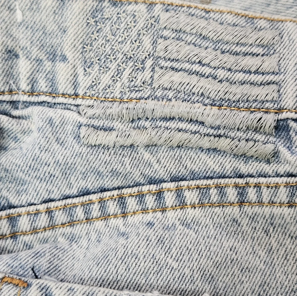Revice Denim Jeans Sz 25 Distressed Graphics Hollywood Snake Rose Los Angeles - Picture 7 of 10